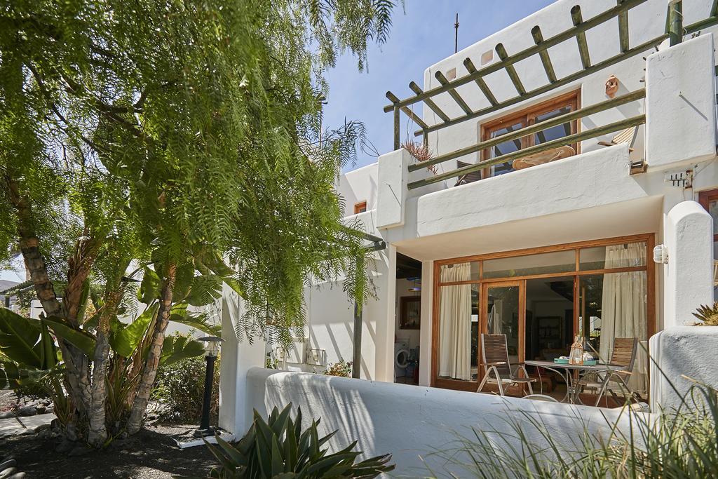 Villa Charco Del Palo Exterior photo