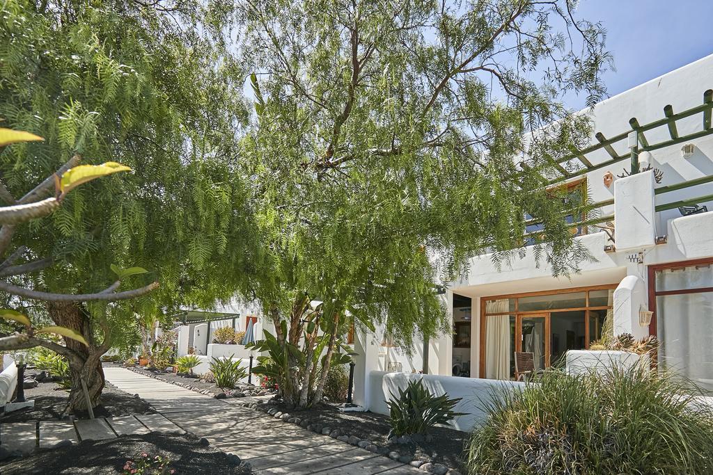 Villa Charco Del Palo Exterior photo