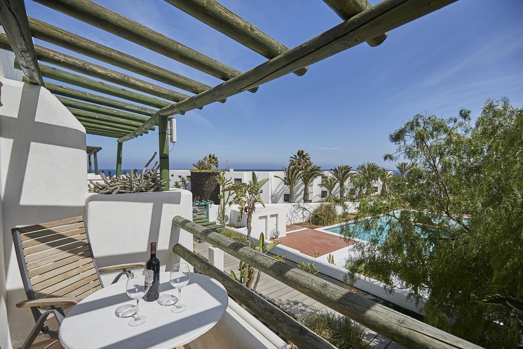 Villa Charco Del Palo Exterior photo